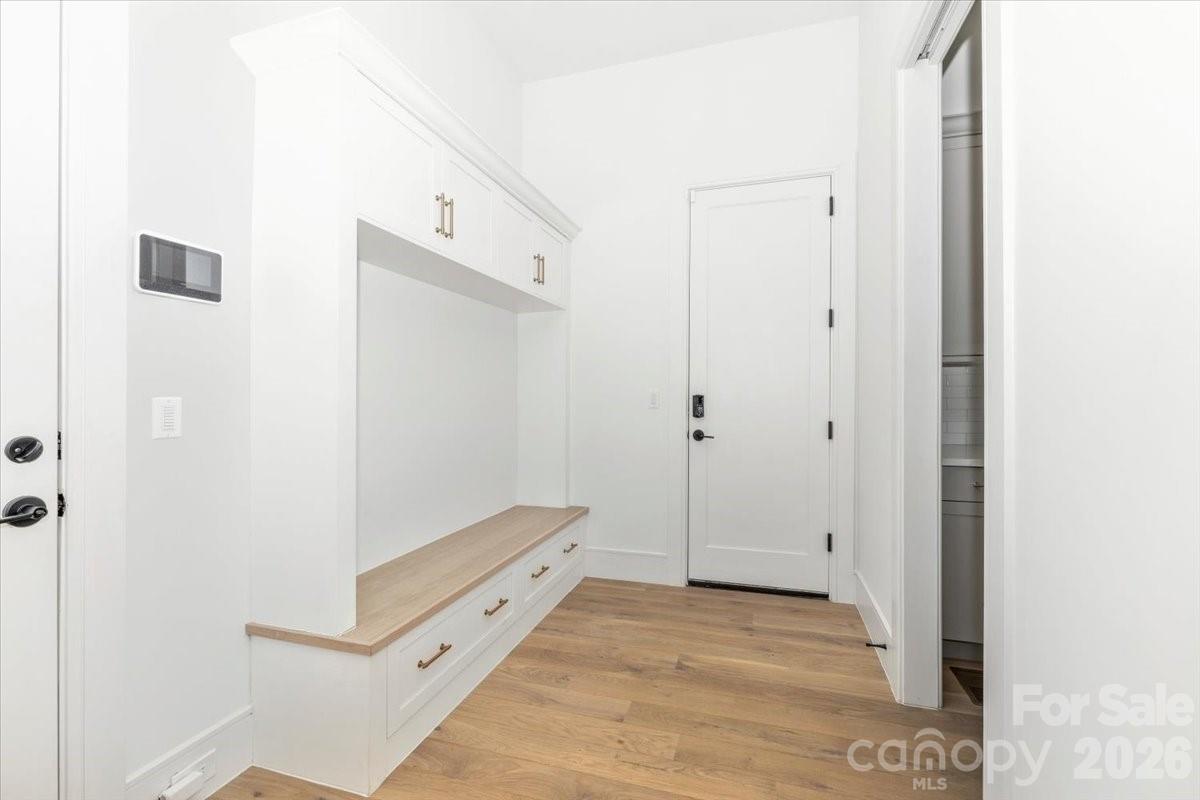 Twin Lakes - Residential