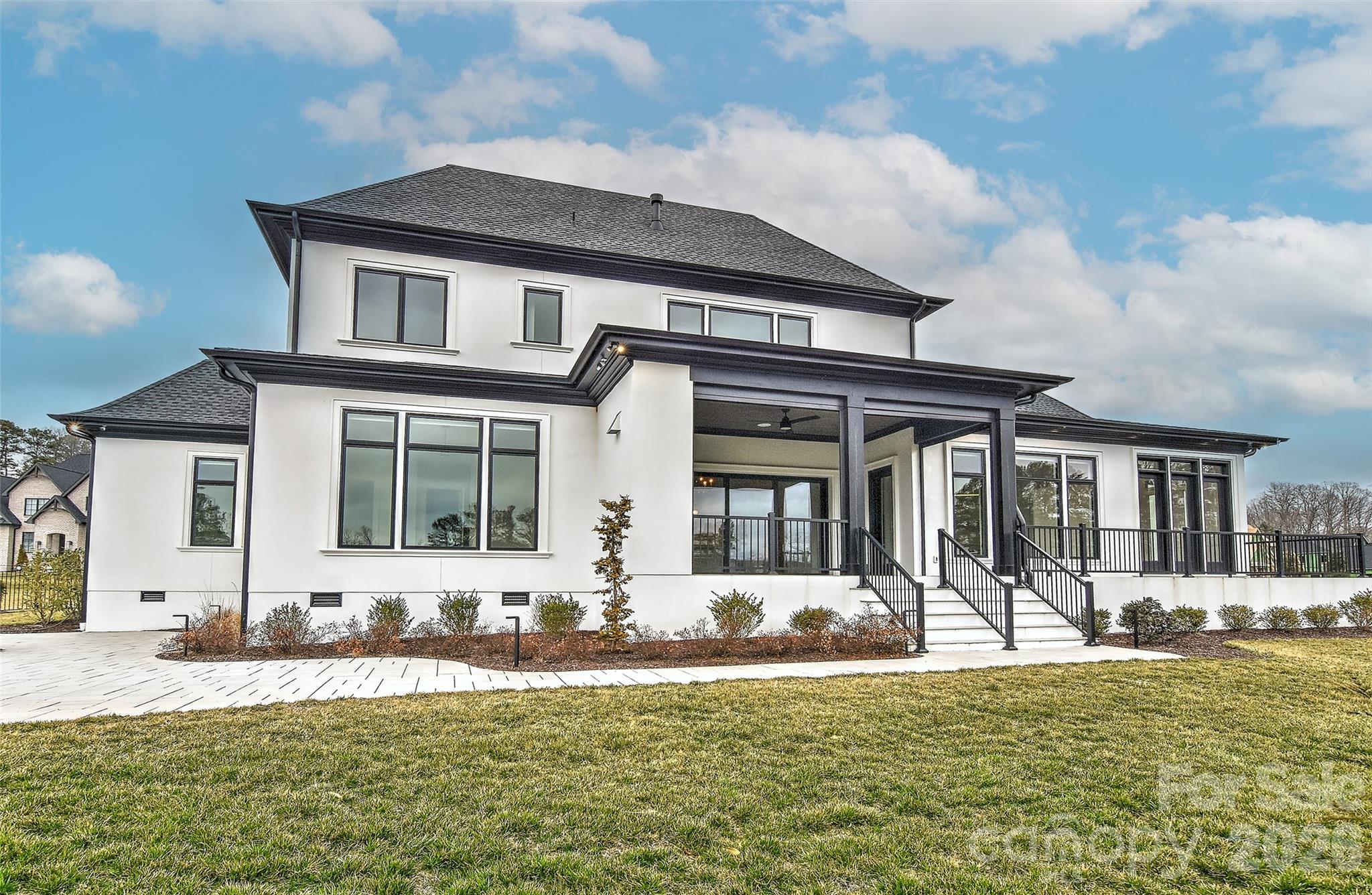 Twin Lakes - Residential