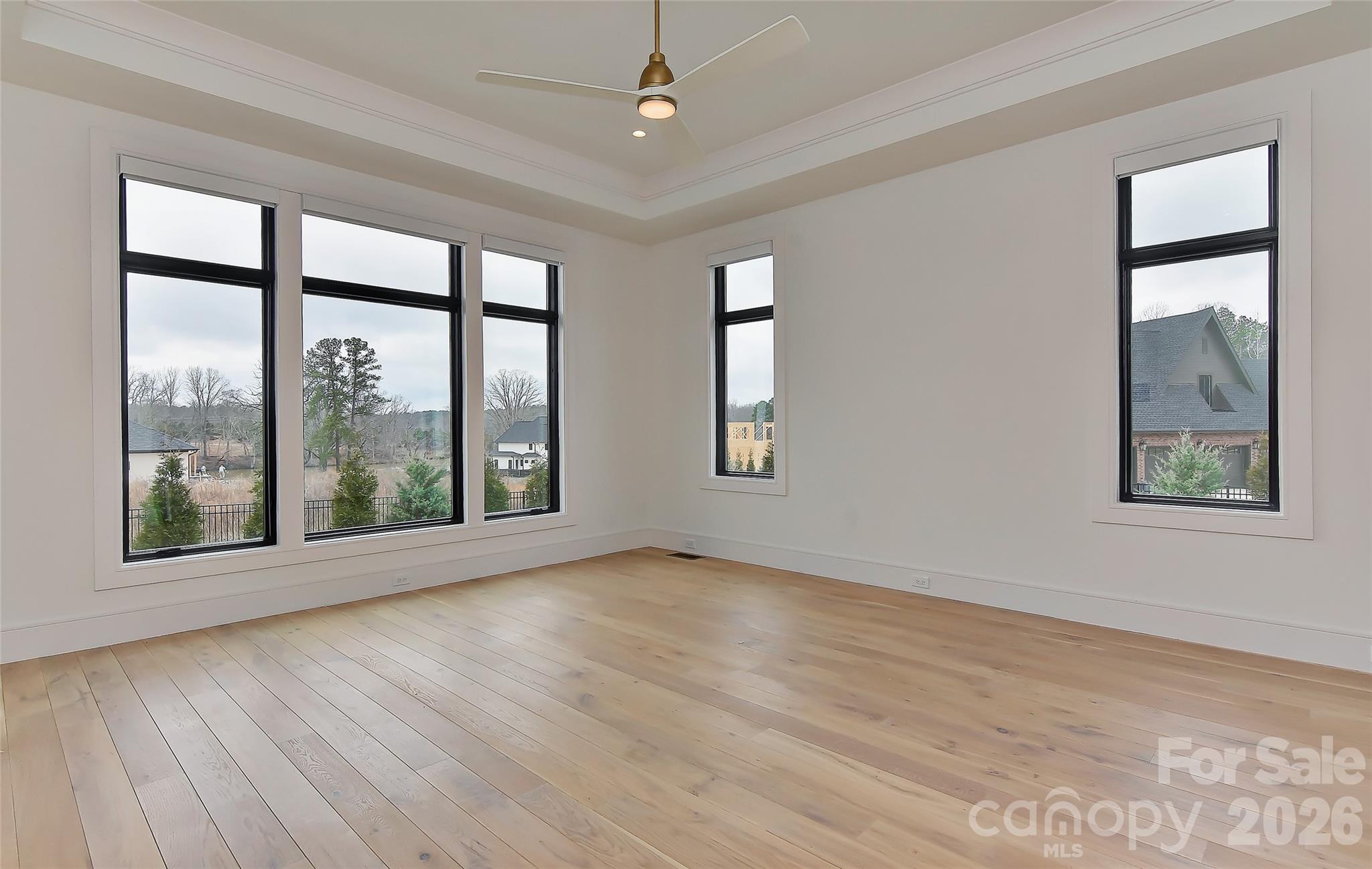 Twin Lakes - Residential