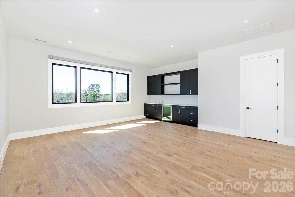 Twin Lakes - Residential