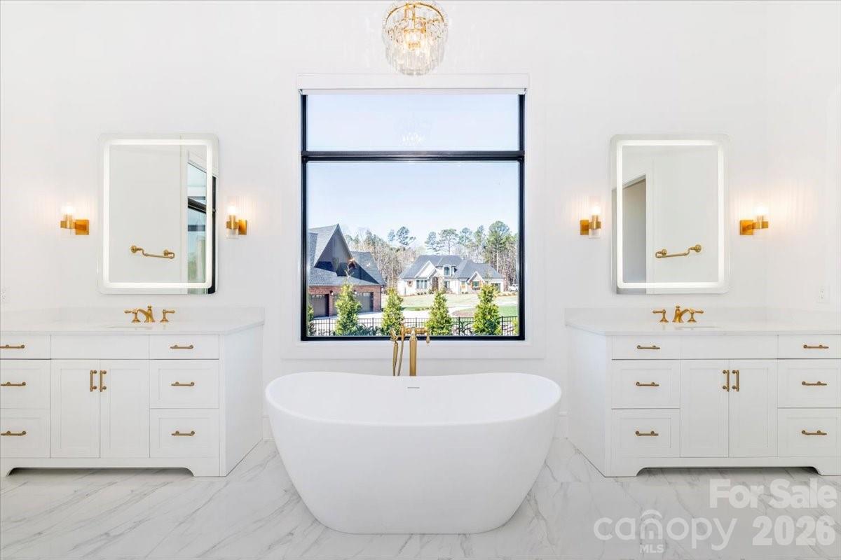 Twin Lakes - Residential
