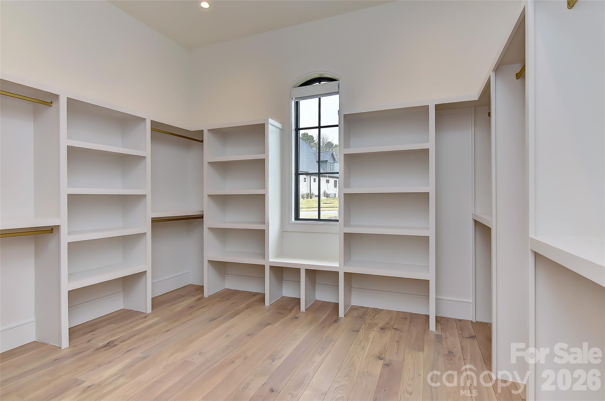 Twin Lakes - Residential