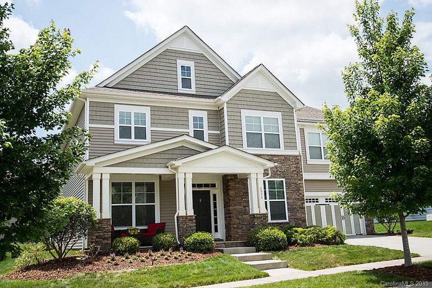 GORGEOUS 5BR+Bonus, 4BA Home in the heart of amenity rich, MASSEY! This home is a must see!! Over 3,600 sq ft.! Gourmet kitchen with granite & stainless! Refrigerator, Washer & Dryer stays! Upgrades throughout! Beautiful moldings, wainscoting, pristine custom stone patio and pergola! You will feel like you are in paradise as you walk into this Southern Charmer! Just a short walk from the Waterpark and Playground! $3,500 Painting allowance & a carpet allowance!! Pick your colors! Priced to sell!!