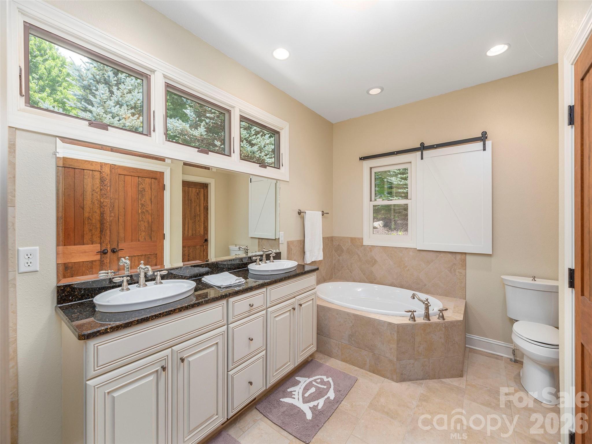 Scarlet Oaks - Residential