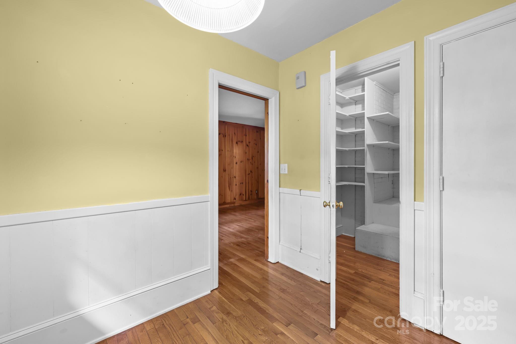 Country Club - Residential