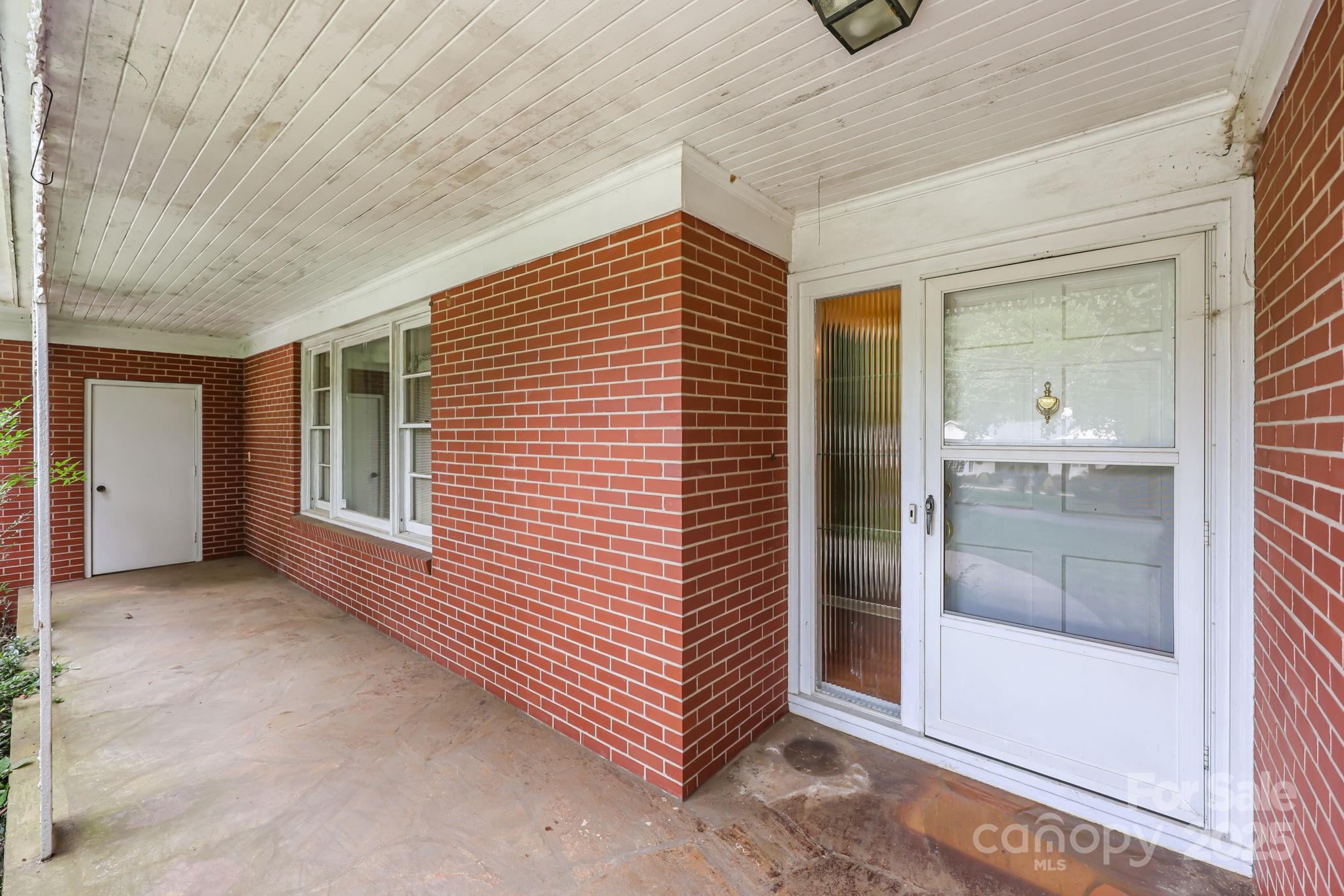 Country Club - Residential