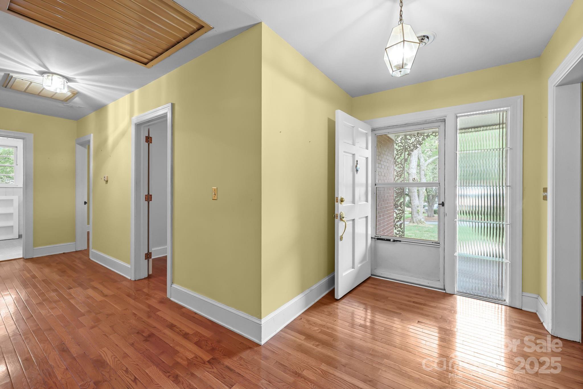 Country Club - Residential