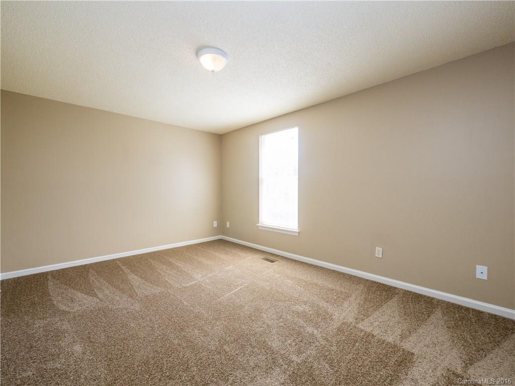 Pheasant Knoll - Residential Lease