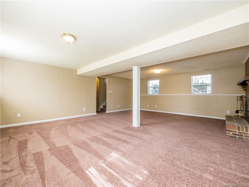 Pheasant Knoll - Residential Lease