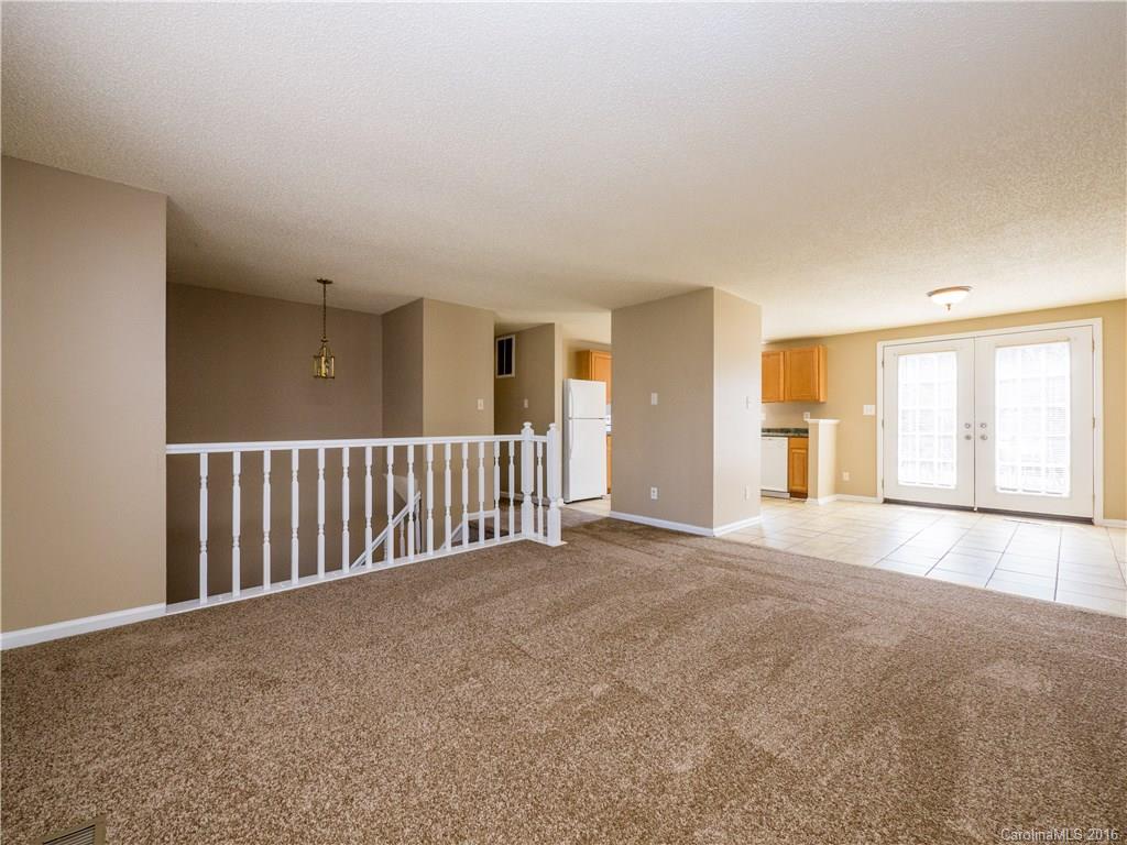 Pheasant Knoll - Residential Lease