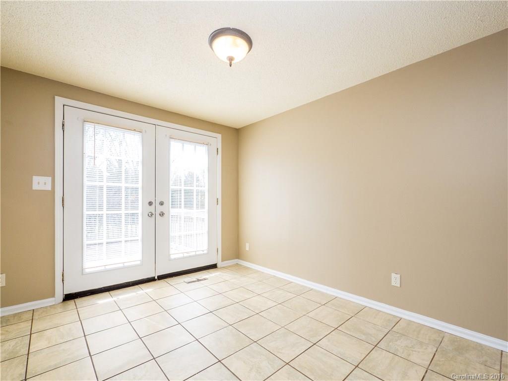 Pheasant Knoll - Residential Lease