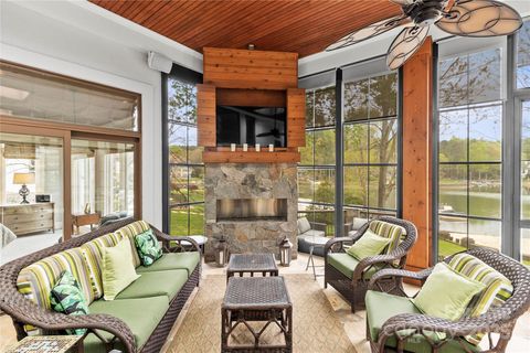 19040 Mary Ardrey Circle Cornelius NC 28031