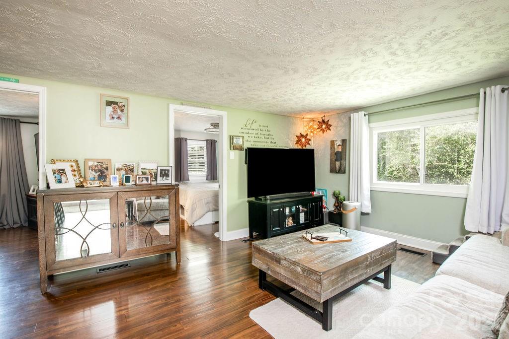 Rolling View - Residential