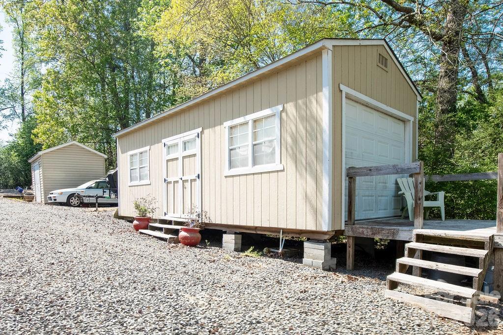 Rolling View - Residential