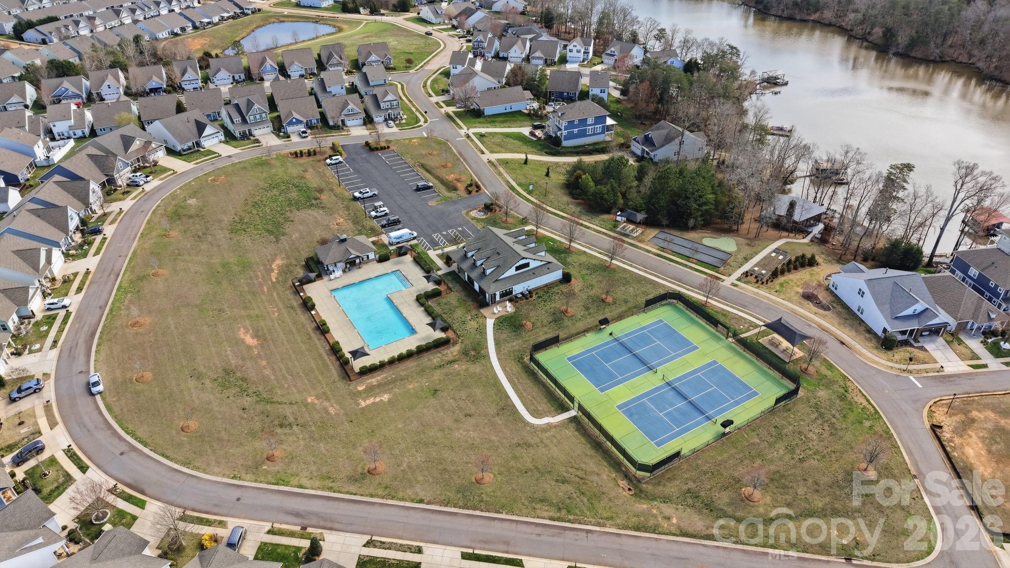 Edgewater - Residential