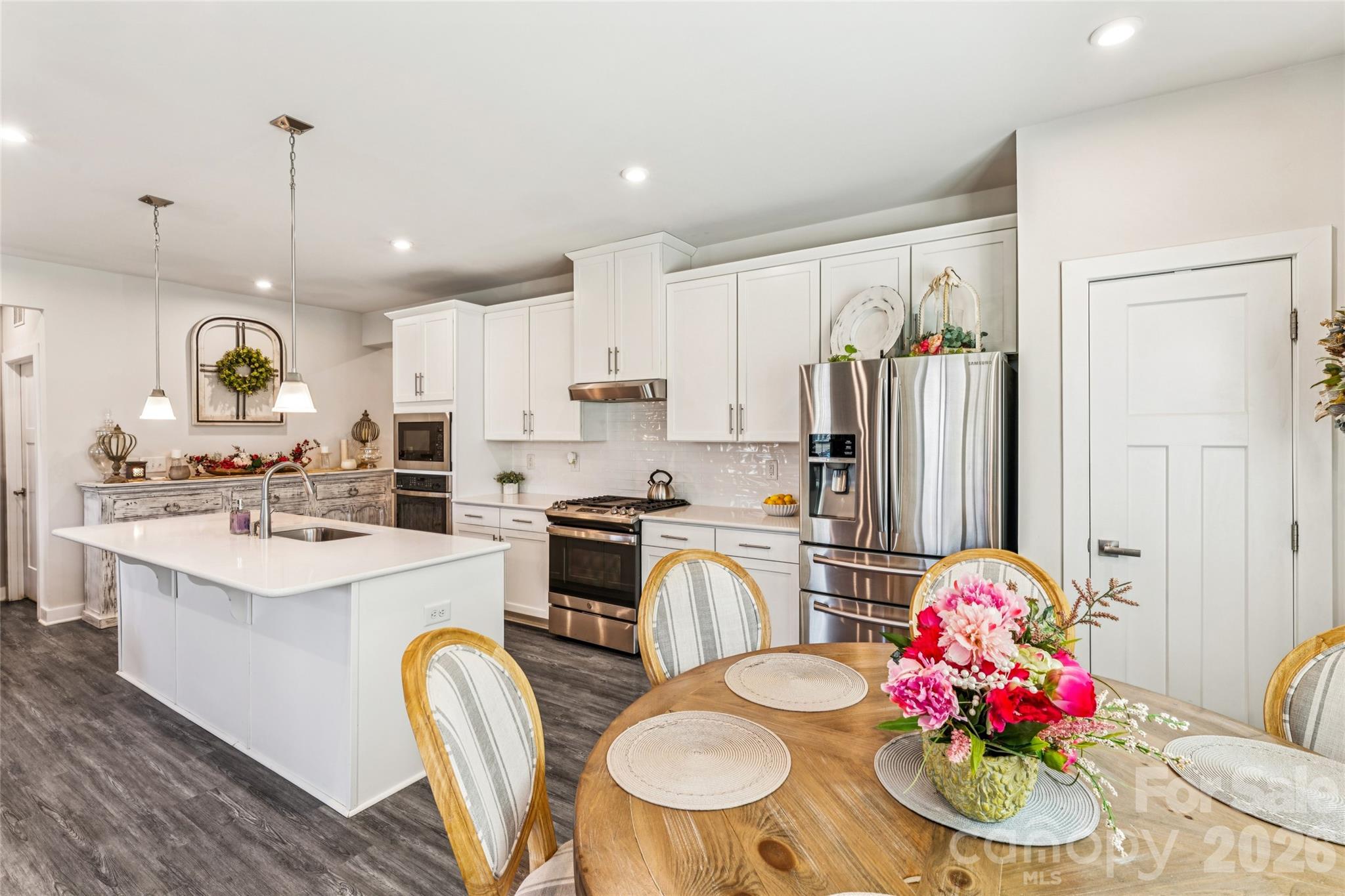 Enclave at Holcomb - Residential