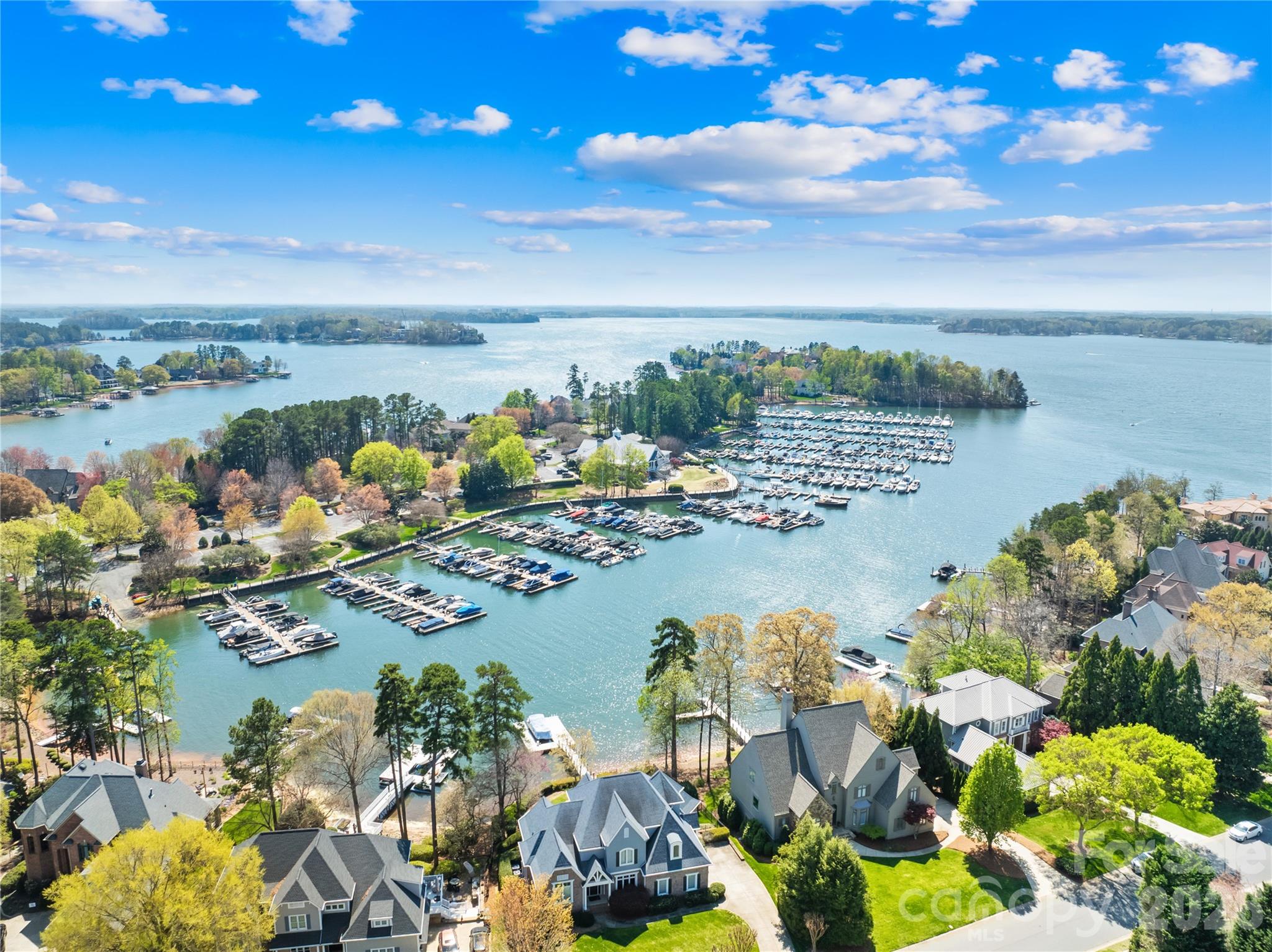 The Peninsula - Residential