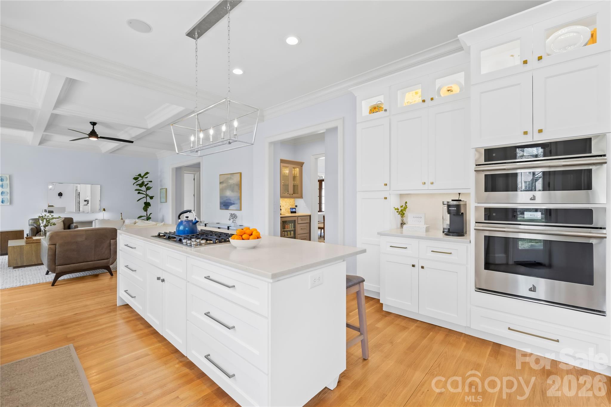 The Peninsula - Residential