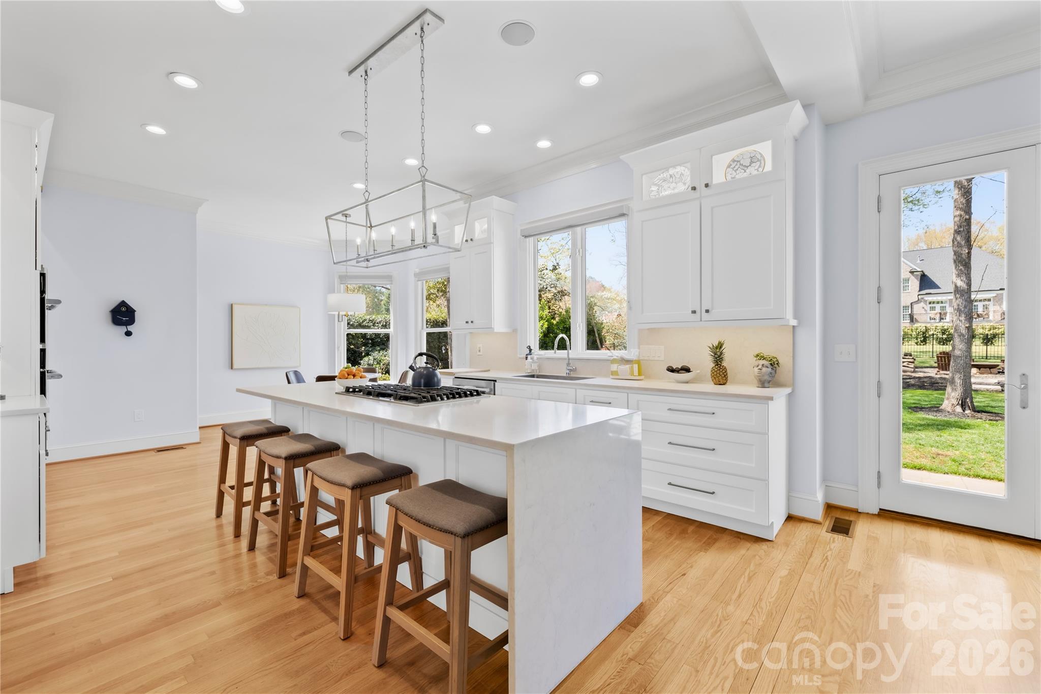 The Peninsula - Residential