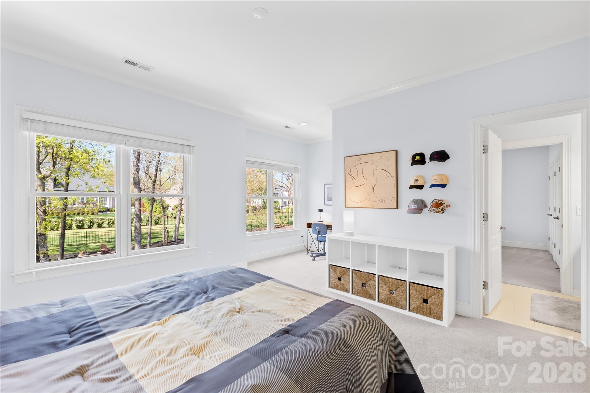 The Peninsula - Residential