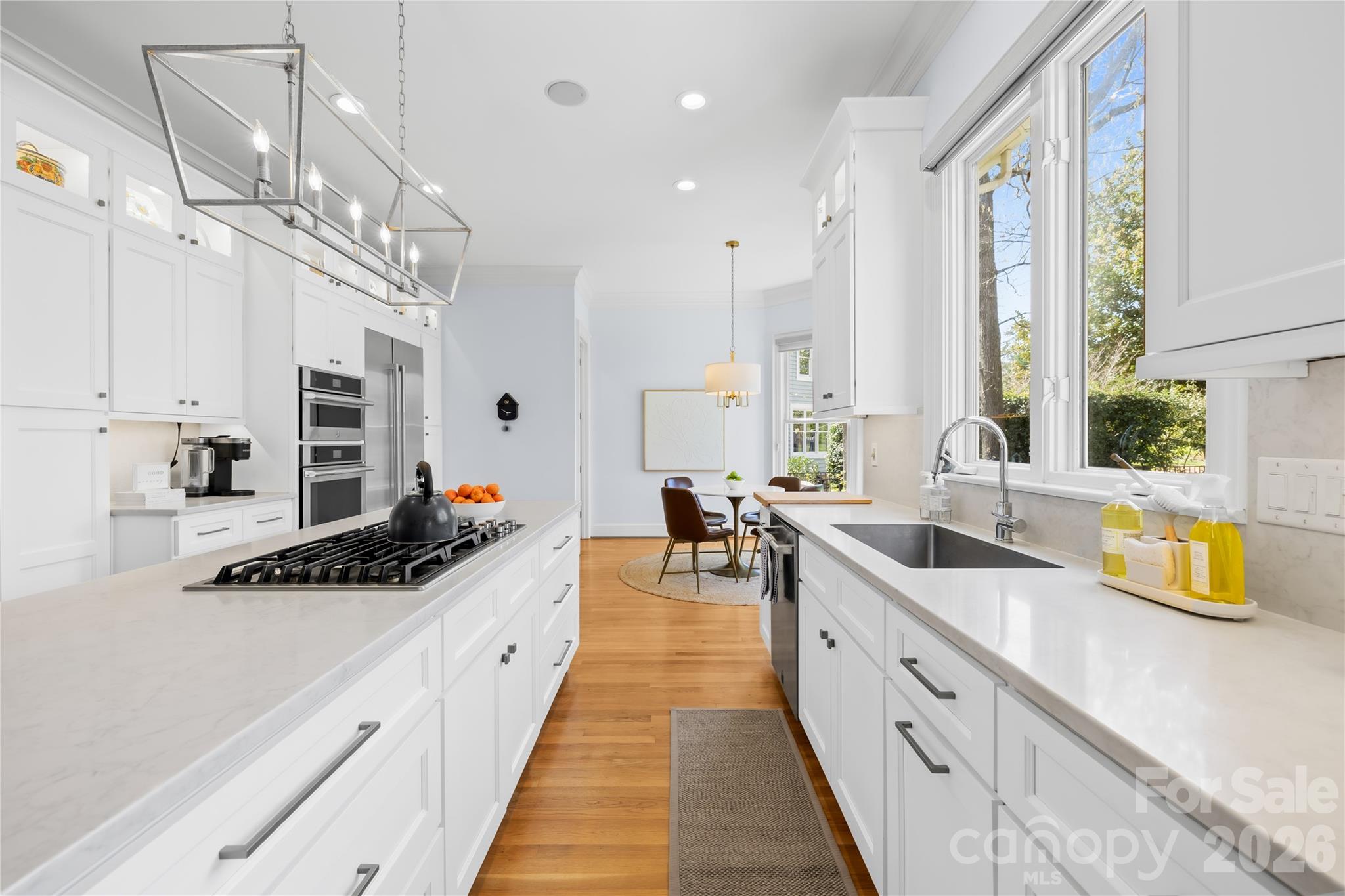 The Peninsula - Residential