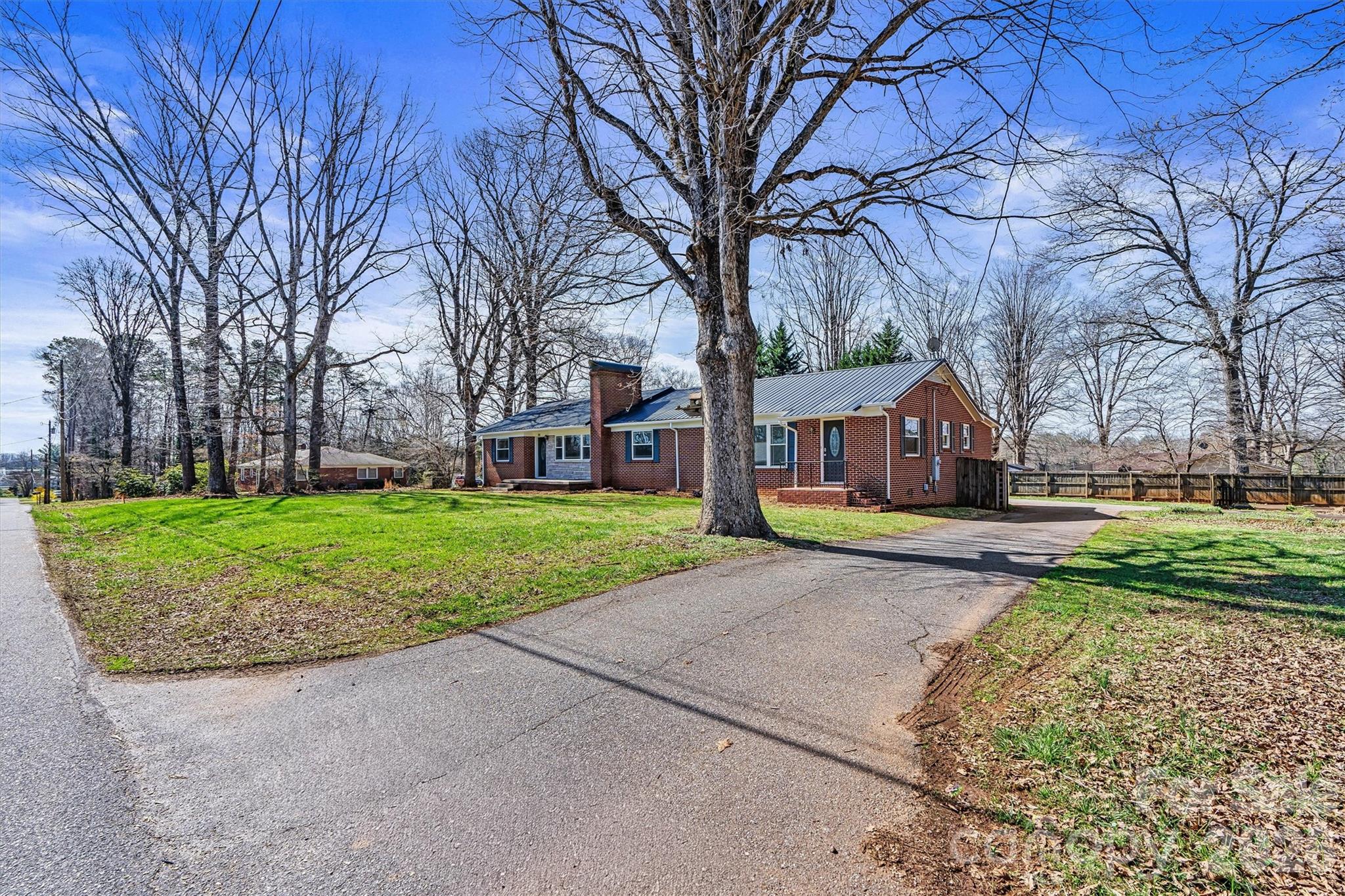 1212 3rd Street Drive SE