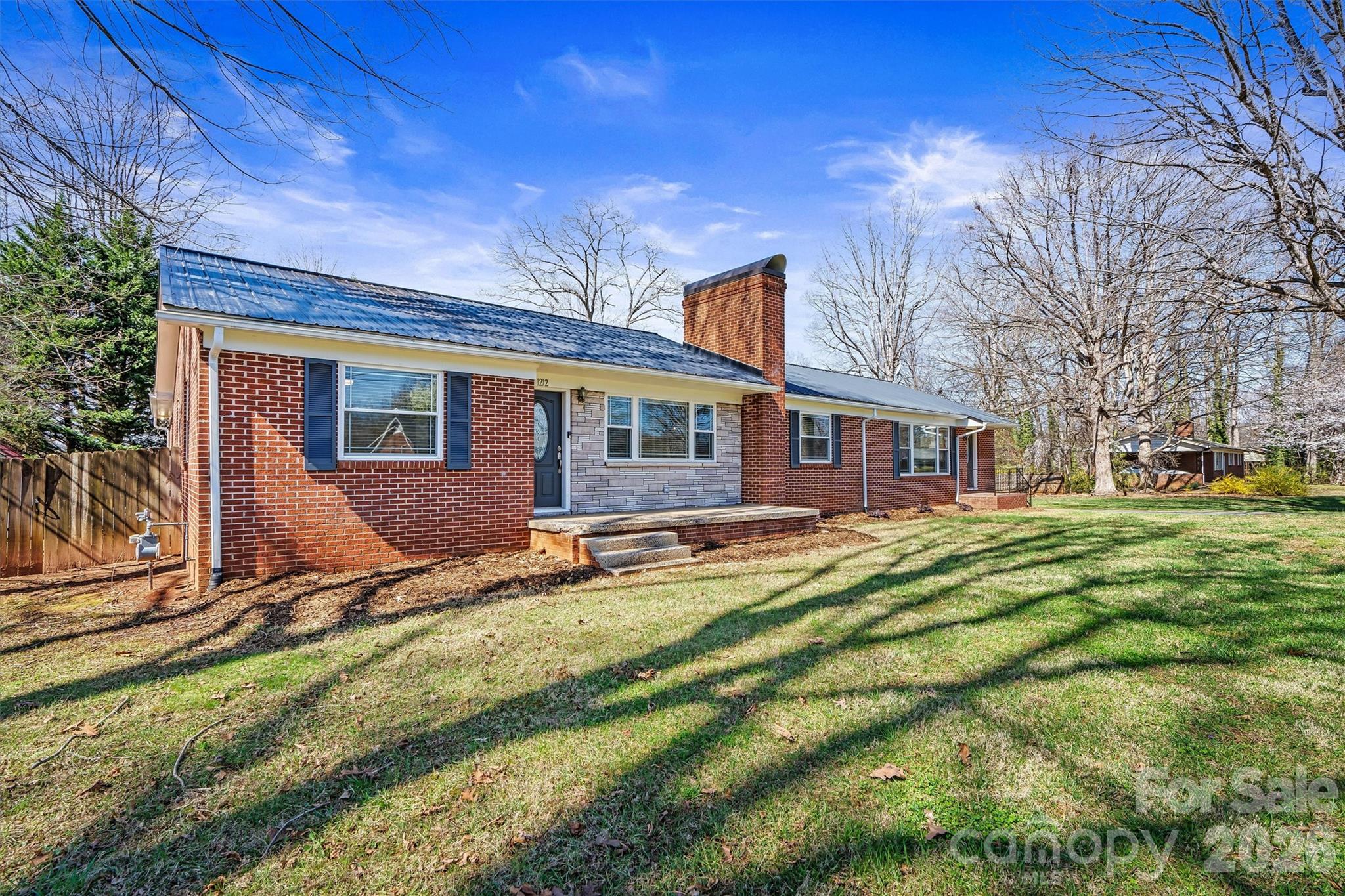 1212 3rd Street Drive SE