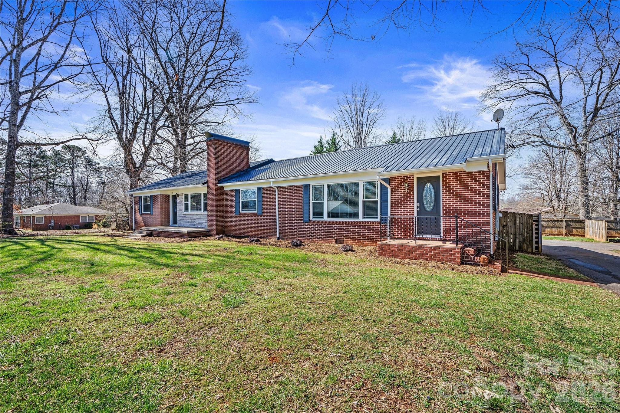 1212 3rd Street Drive SE