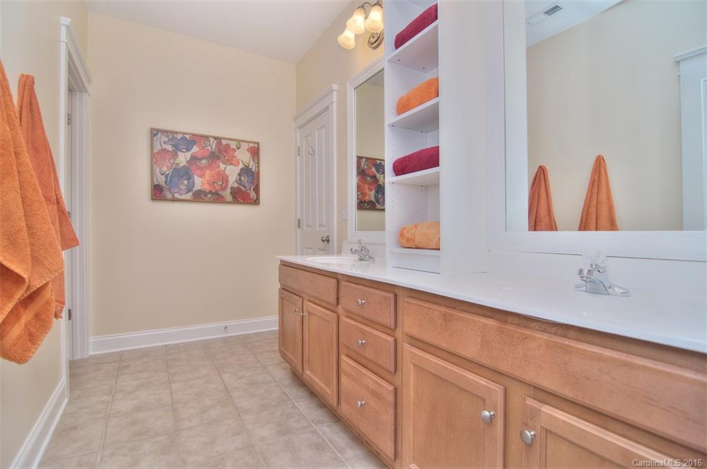 Lake Shore - Residential