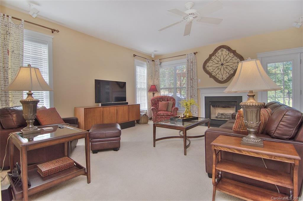 Lake Shore - Residential