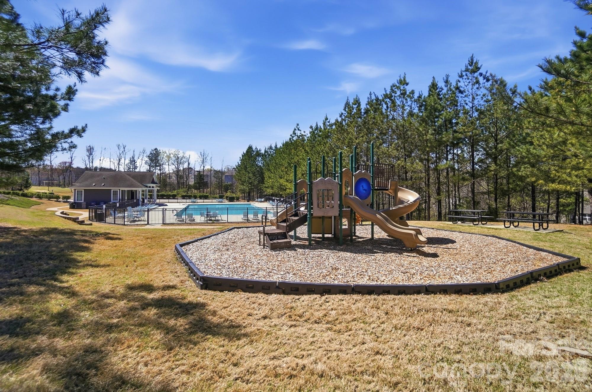 Brookedale Commons - Residential