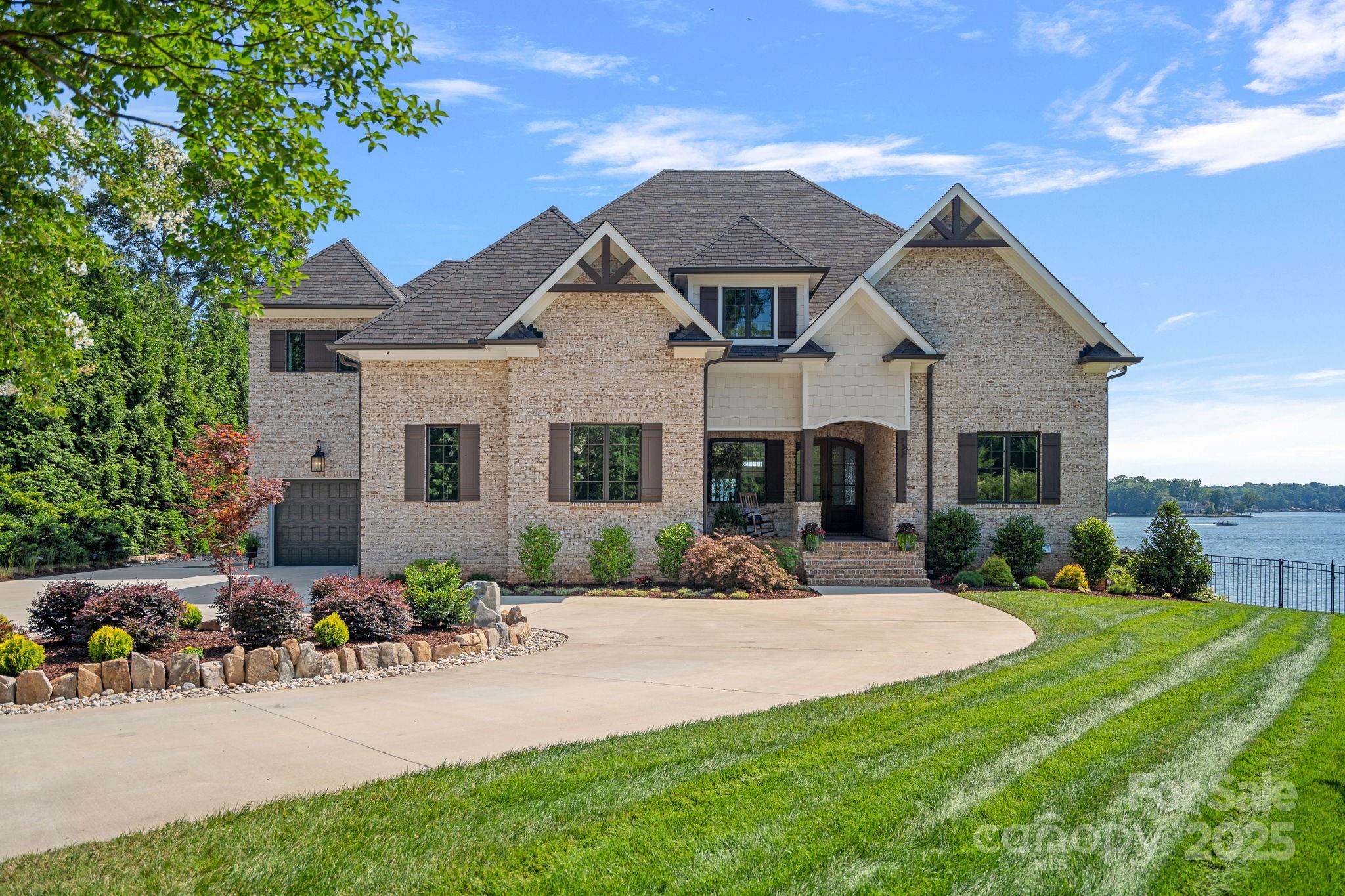 132 Rollingwood Lane