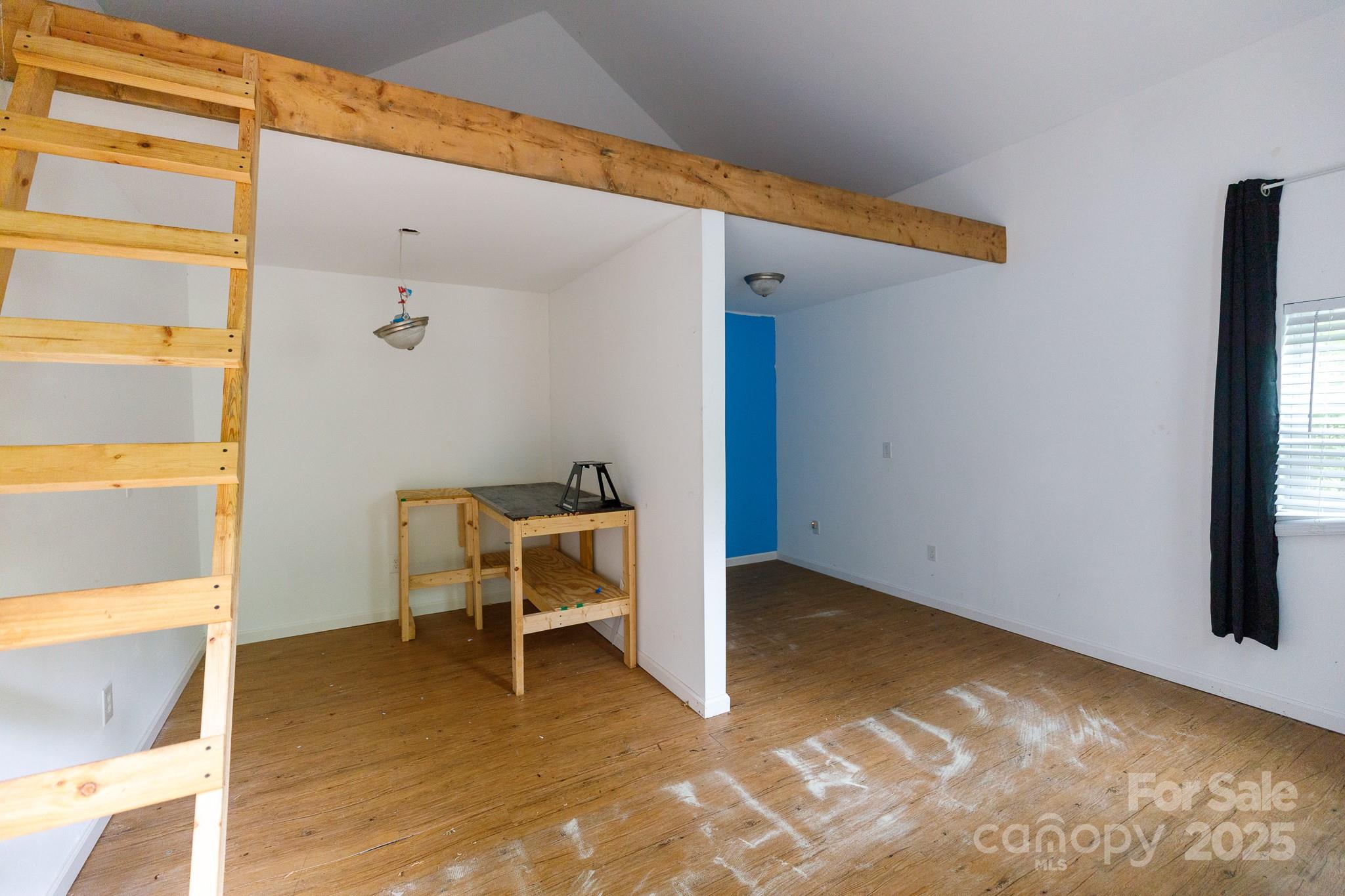 1065 Meadow Bend Drive
