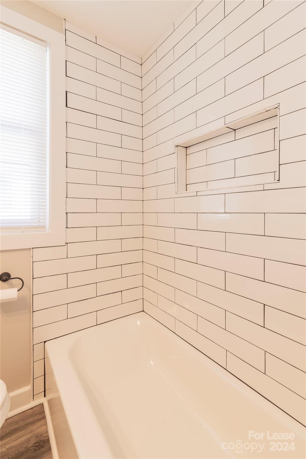 Norman Shores - Residential Lease