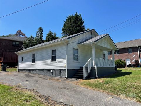 A home in Rutherfordton