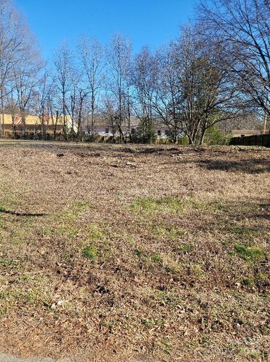 19512 Meridian Street