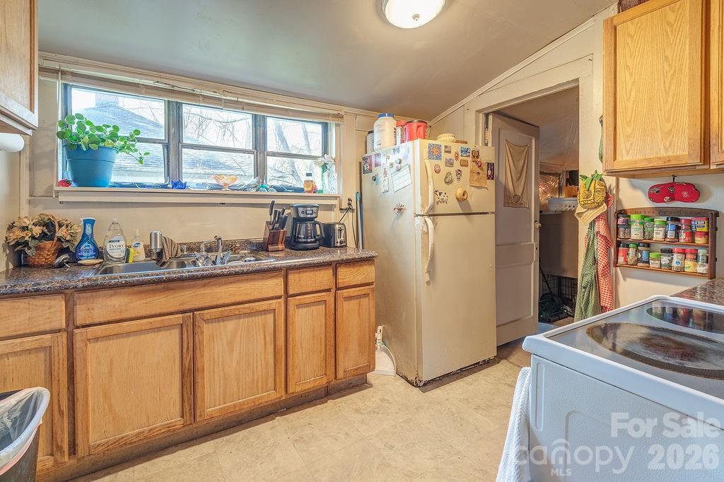 Galax Park - Residential Income