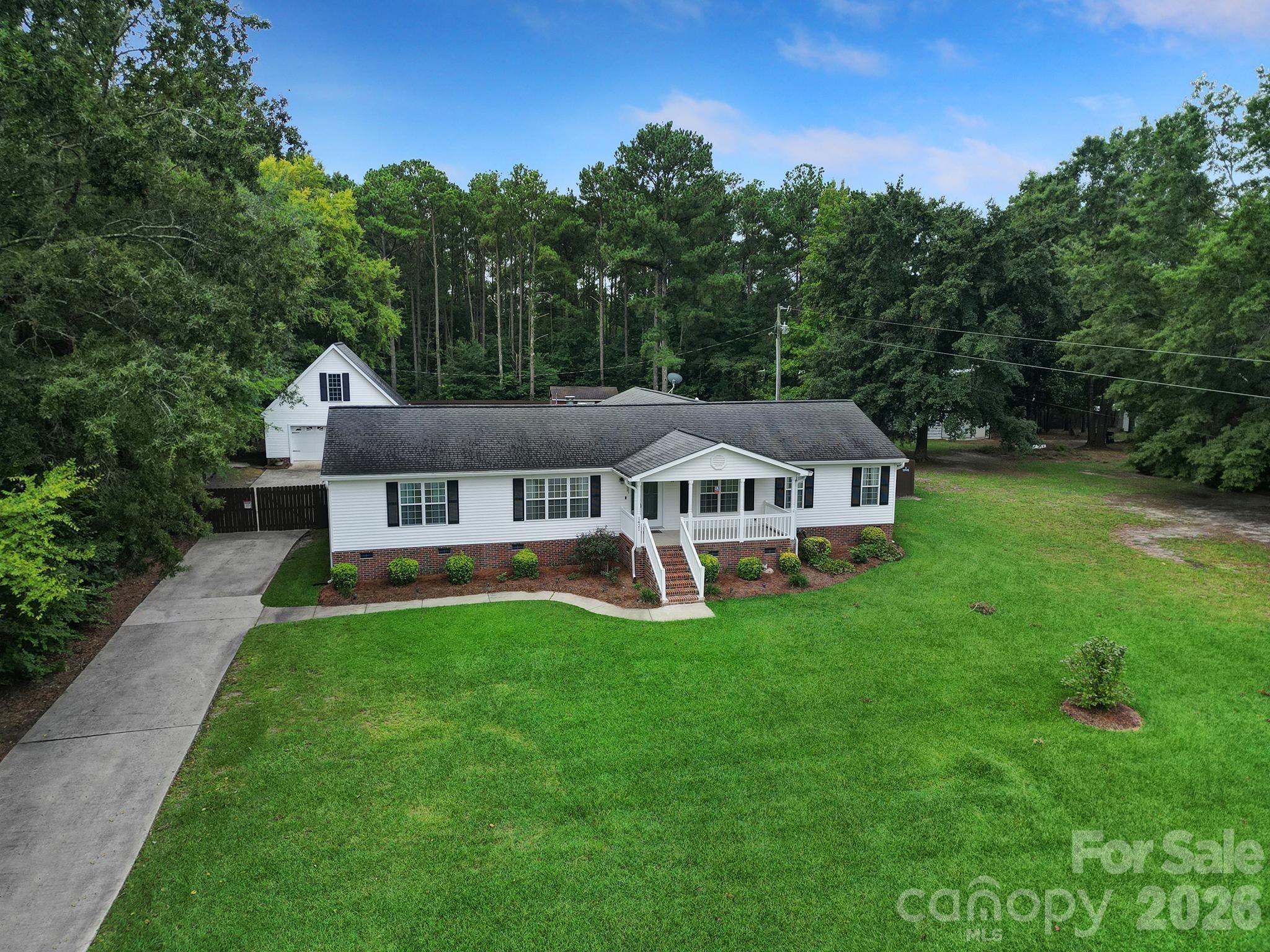1421 Suttle Road