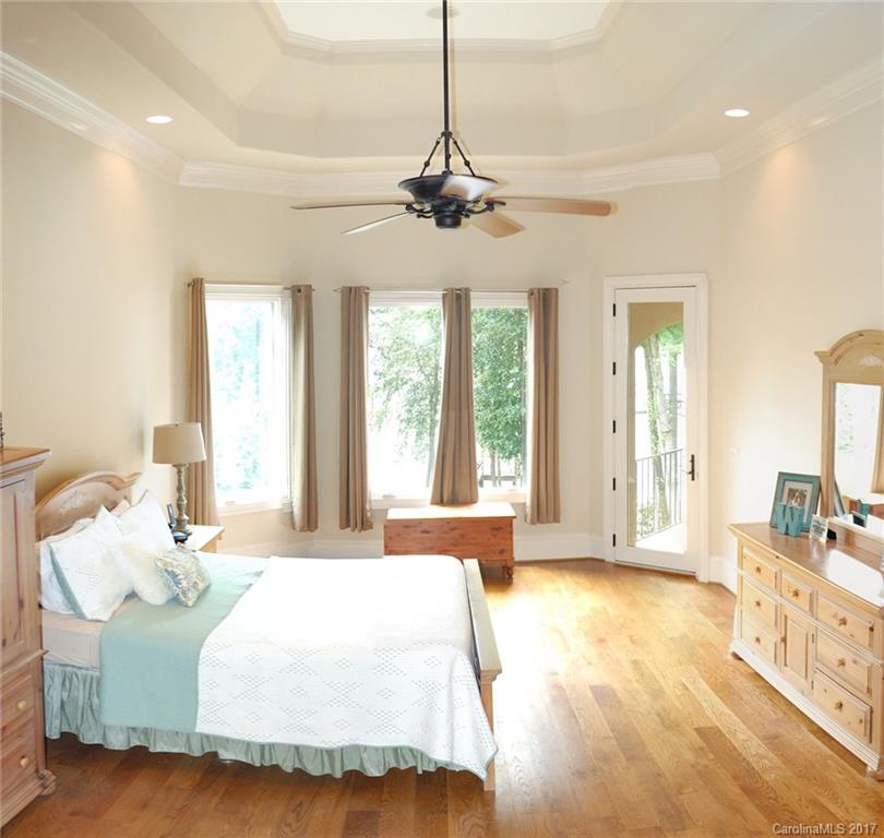 The Harbour At The Pointe - Residential