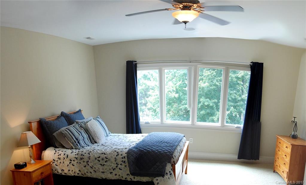 The Harbour At The Pointe - Residential