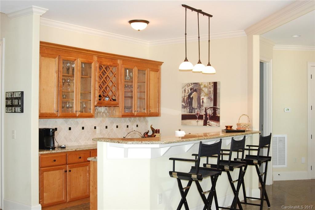 The Harbour At The Pointe - Residential