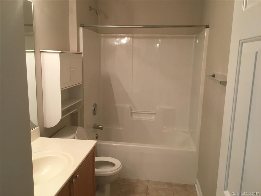 Brandon Oaks - Residential Lease