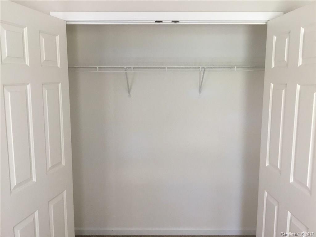 Brandon Oaks - Residential Lease