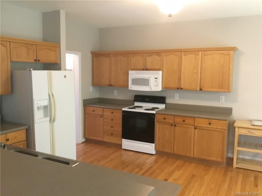 Brandon Oaks - Residential Lease