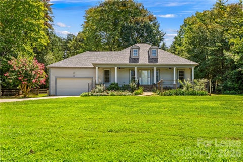 Photo of 5020 Fox Hollow Drive, Denver, NC 28037 (MLS # 4420871)