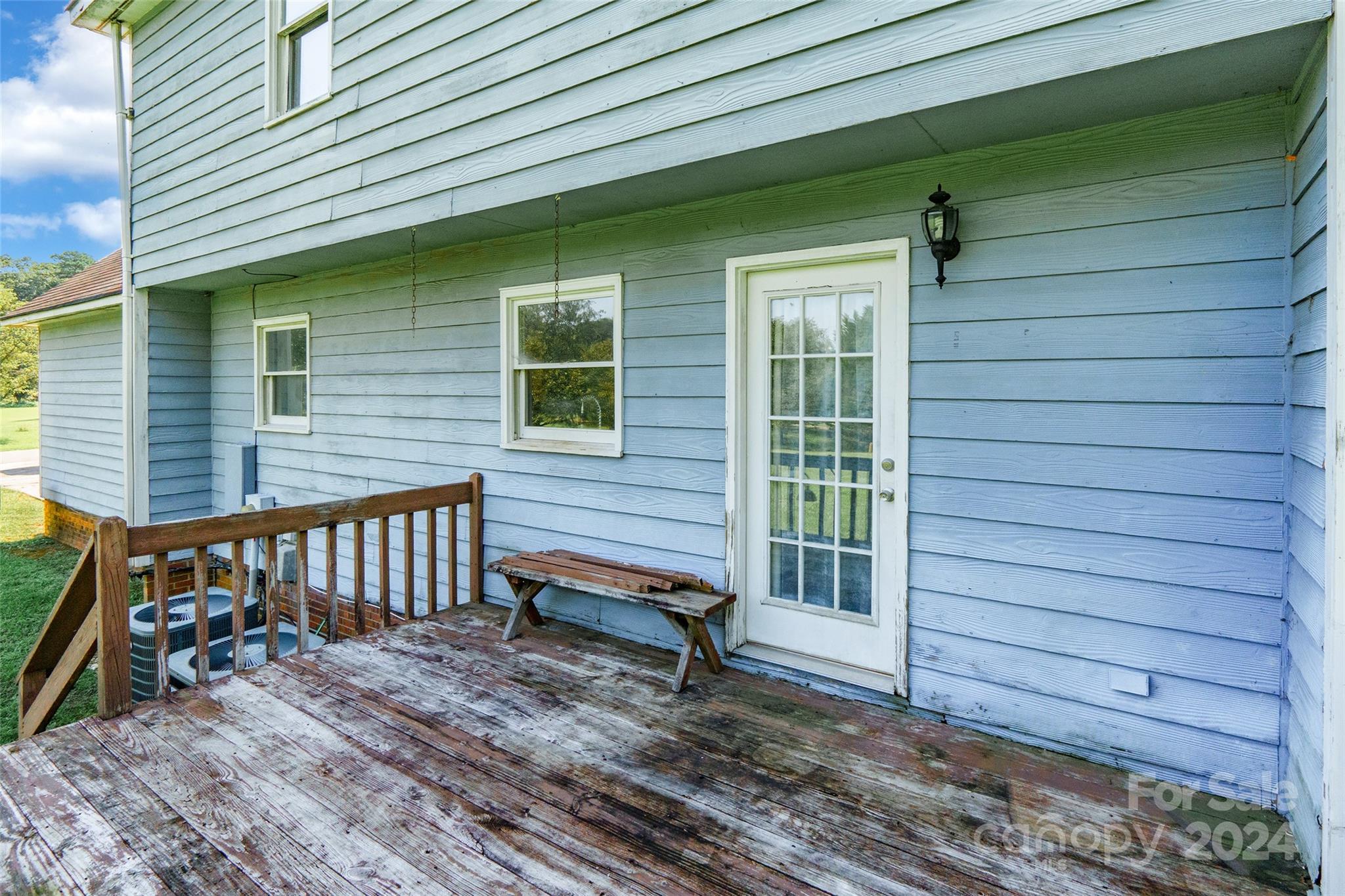 Lakeside - Residential