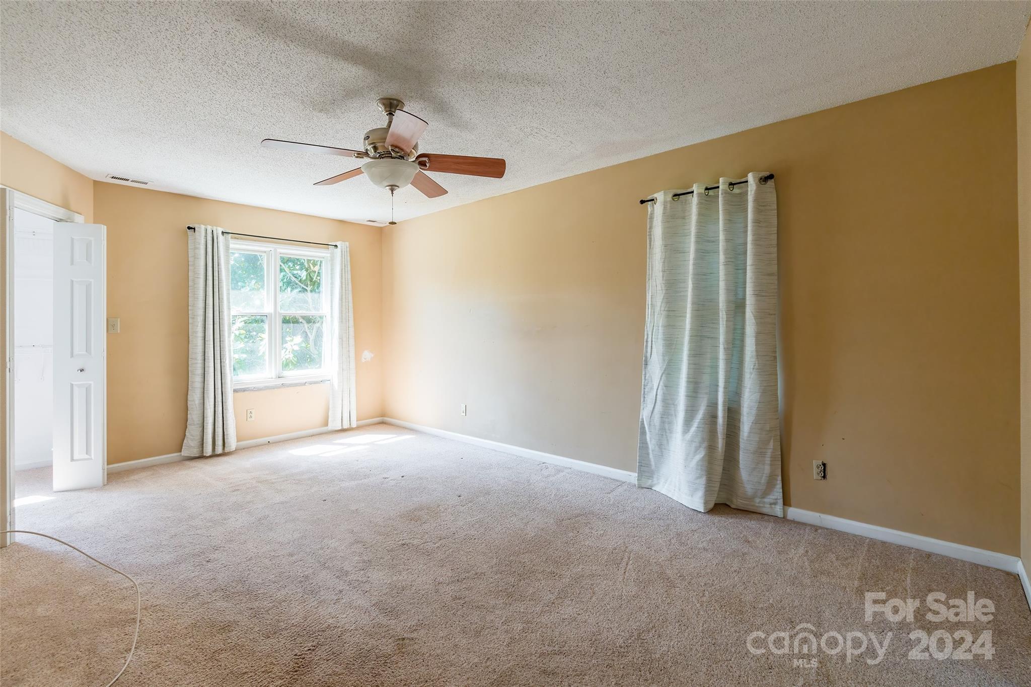 Lakeside - Residential