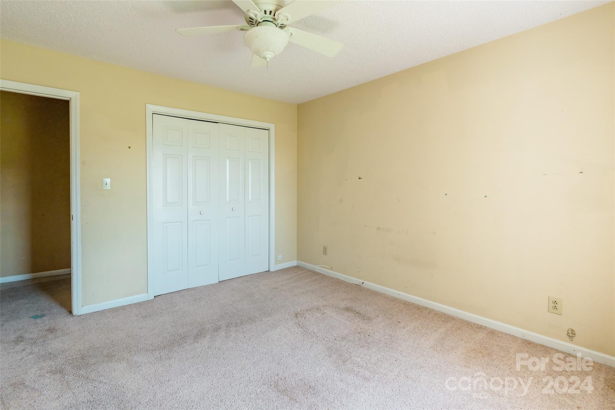 Lakeside - Residential