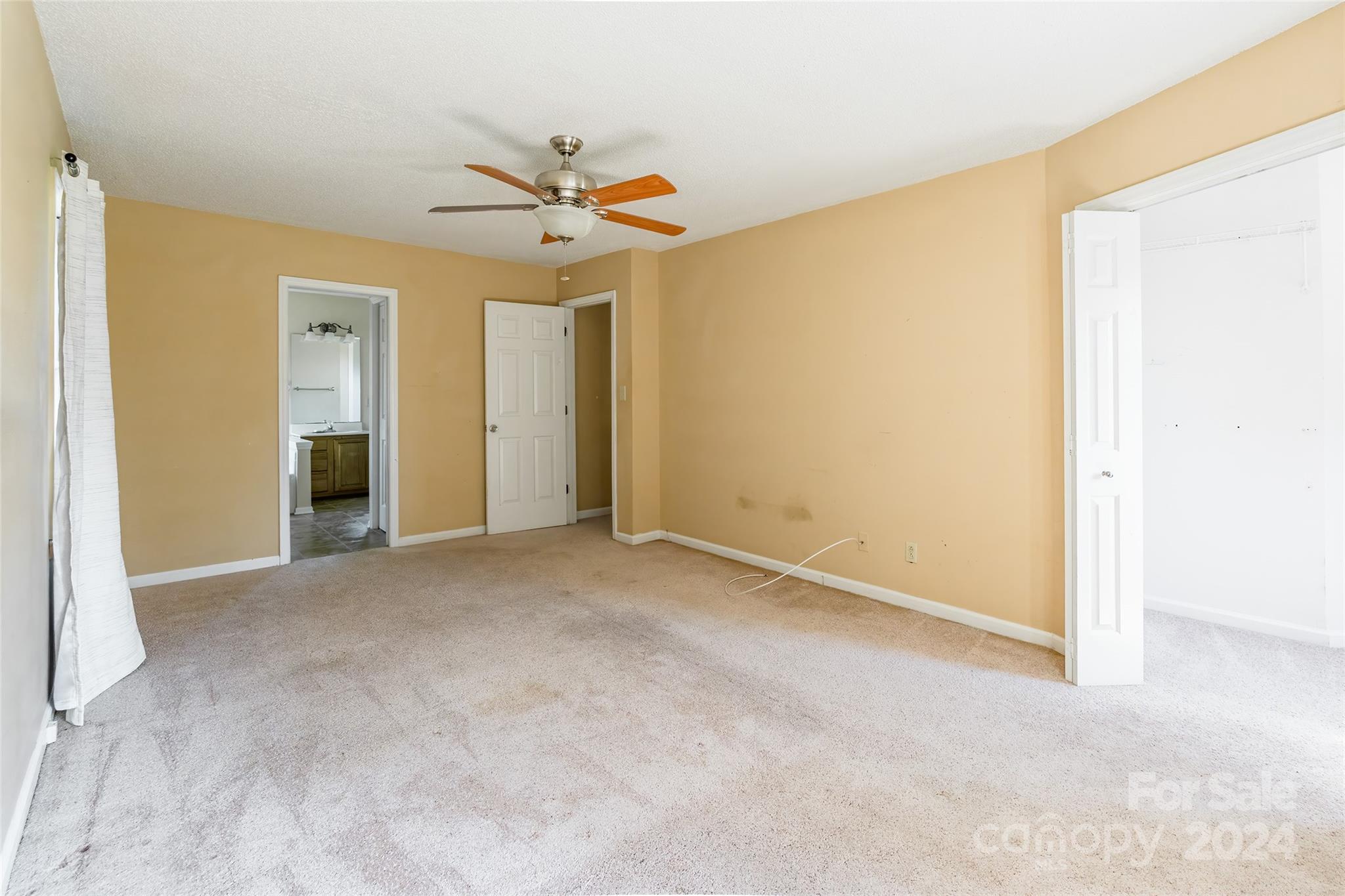 Lakeside - Residential