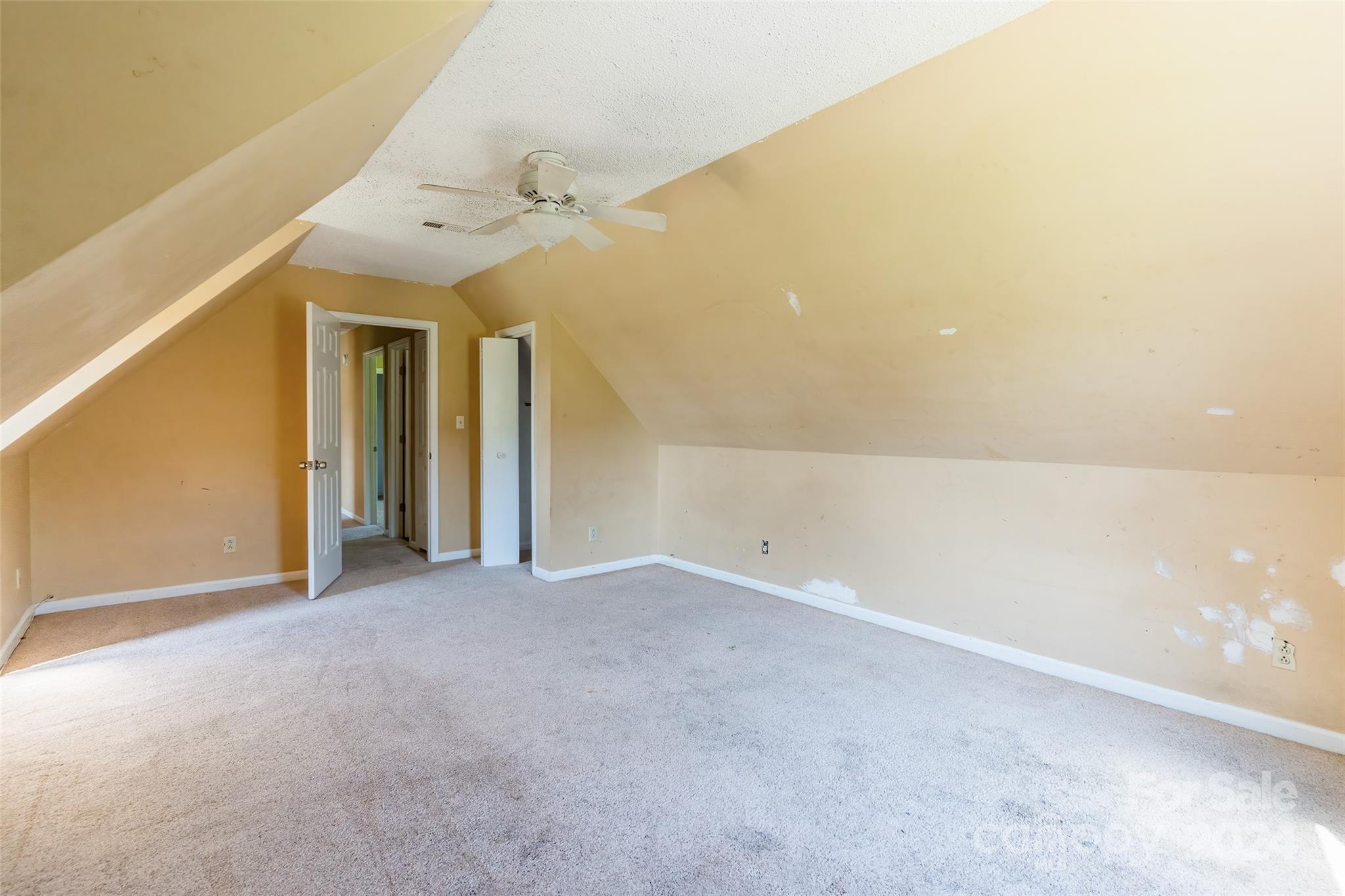 Lakeside - Residential